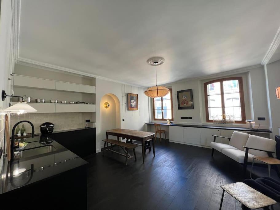 Suite Versailles Quartier Saint-Louis 6 Personnes Kültér fotó